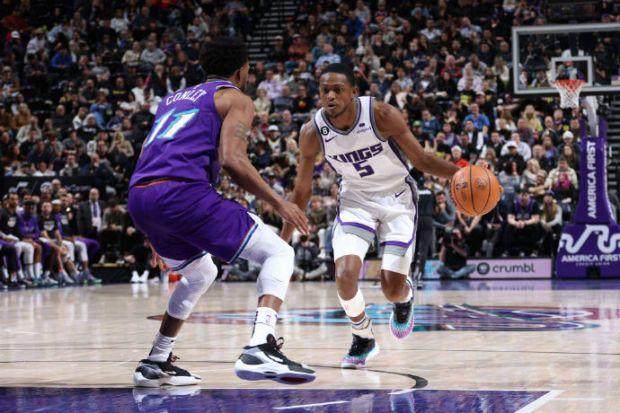 K8凯发官网、网页版登录、2025新版优化、个性化推荐、智能同步-末节22分带走胜利！福克斯成本赛季联盟关键球之王